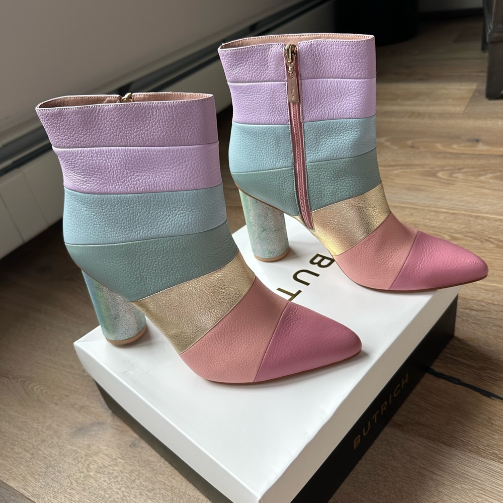 Butrich Multicolor Ankle Boots